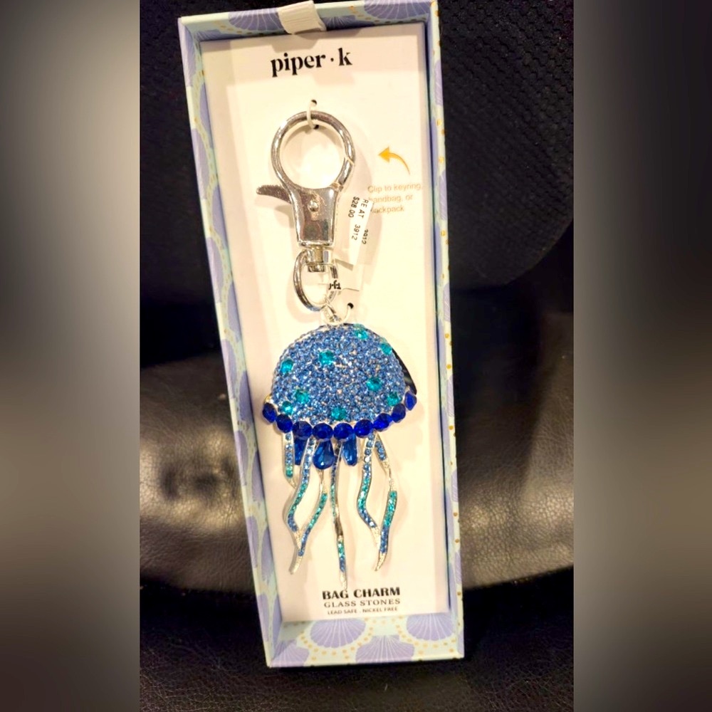 PiperK. NWT, Jellyfish Rhinestone Full Length Bag Charm/Key Chain